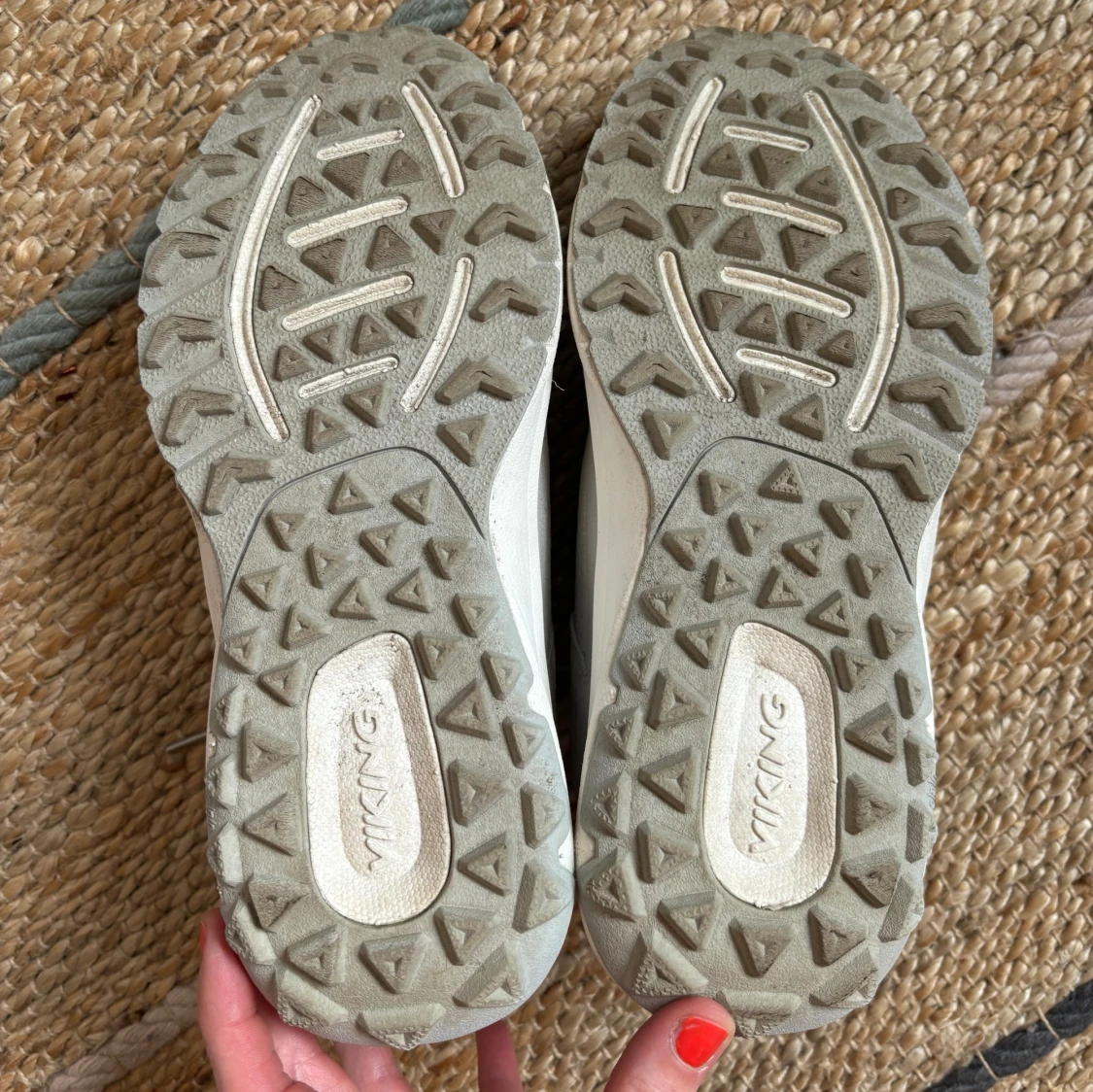 Sneakers i mocka nyskick 38 - 90