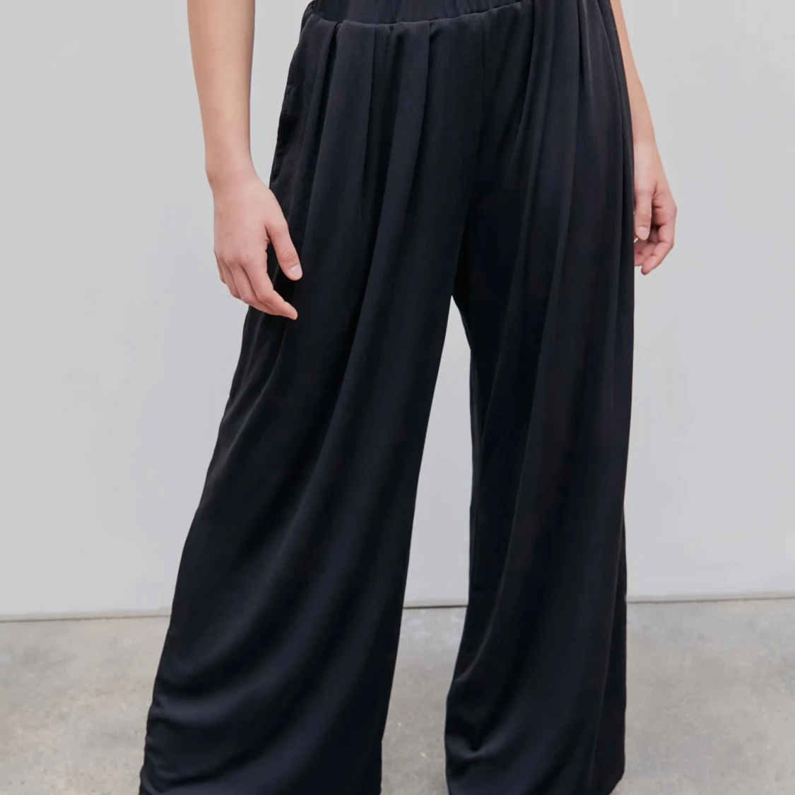 New wide leg pants - 90