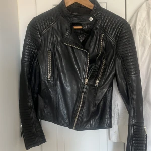 Skinnjacka  - Skinnjacka i bra skick! från Primeboots 