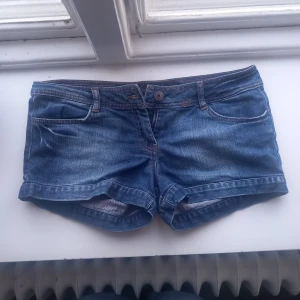 Lågmidjade shorts 😍 - Sitter perfect, de är sköna och man kan röra på sig🤞🩷