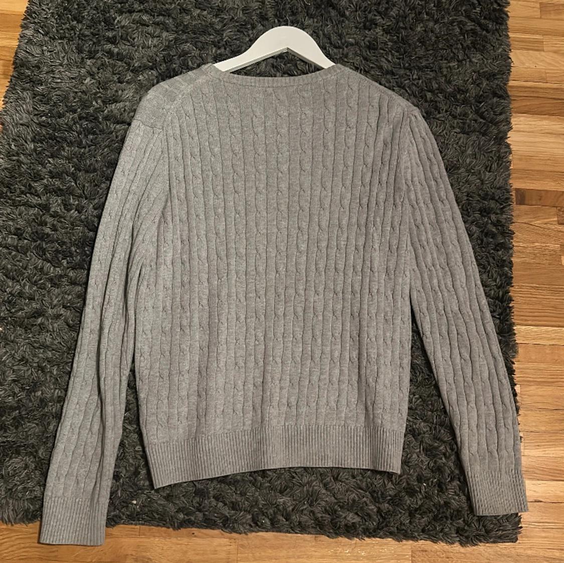 Grå kabelstickad Gant tröja - 91