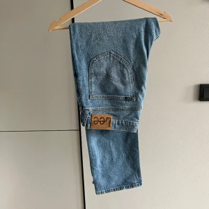 Lee Jeans West - Schyssta jeans.   Storlek 32/30