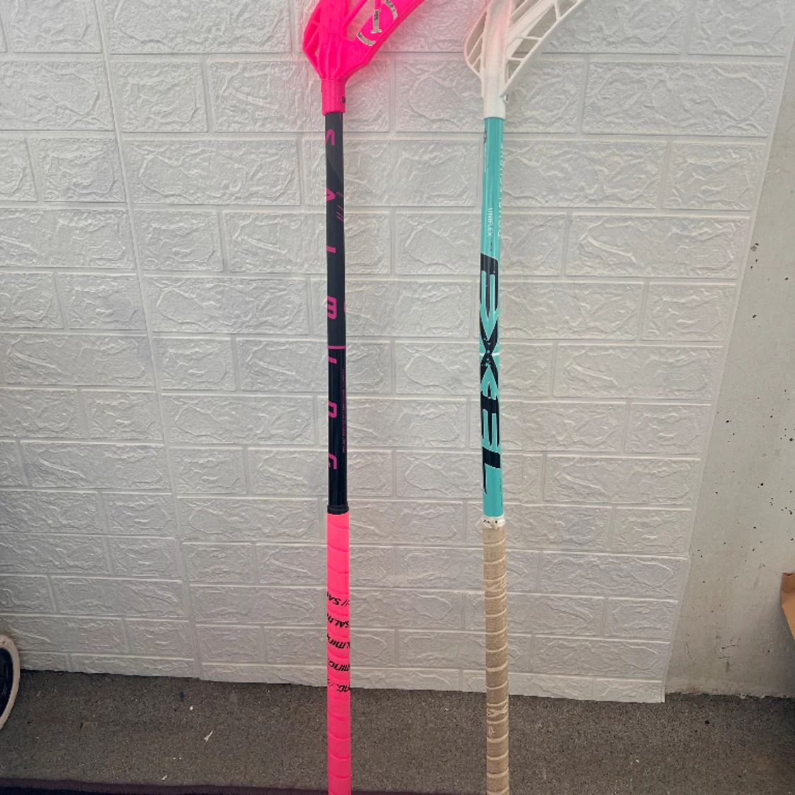 Innebandyklubbor + väskan 