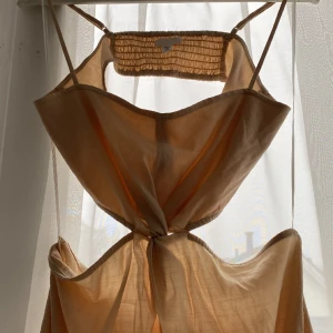 H&m - Fin klänning från hm  endast testad