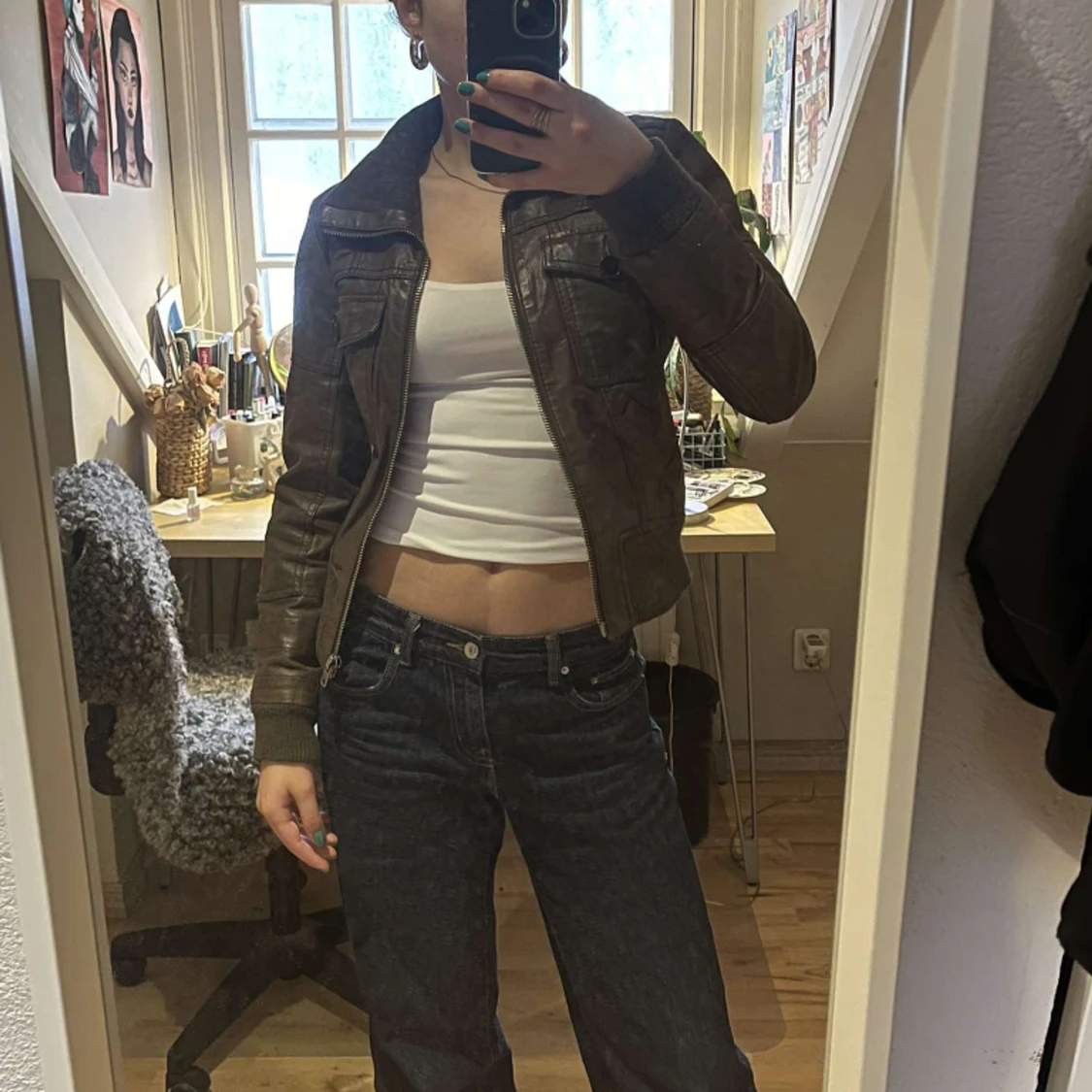 brun skinnjacka