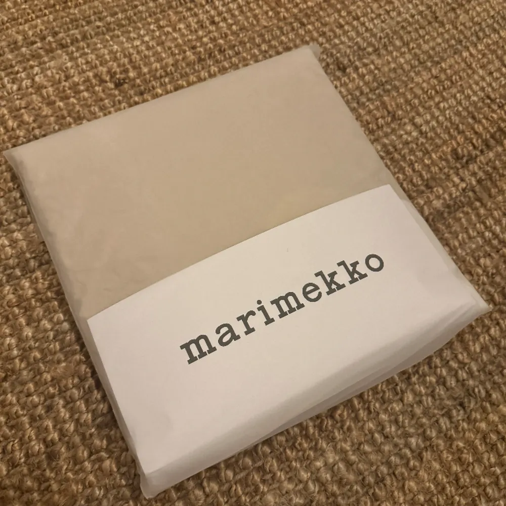 Brand new, unopened duvet cover - MARIMEKKO , Lokki  - Original price 900 kr. Övrigt.