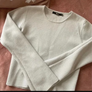 Söt topp - Jätte snygg topp med vida ärmar😻