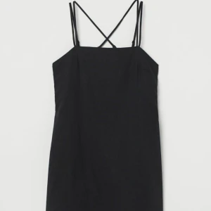 Linne klänning  - Klänning från H&M. 45 % bomull, 55% linn