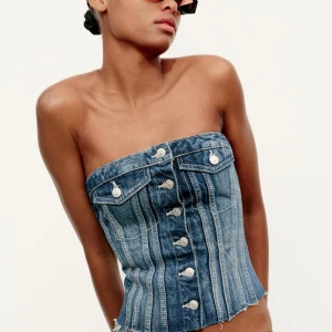 Zara jeans tub topp - Mycket bra skick. Skriv för fler bilder