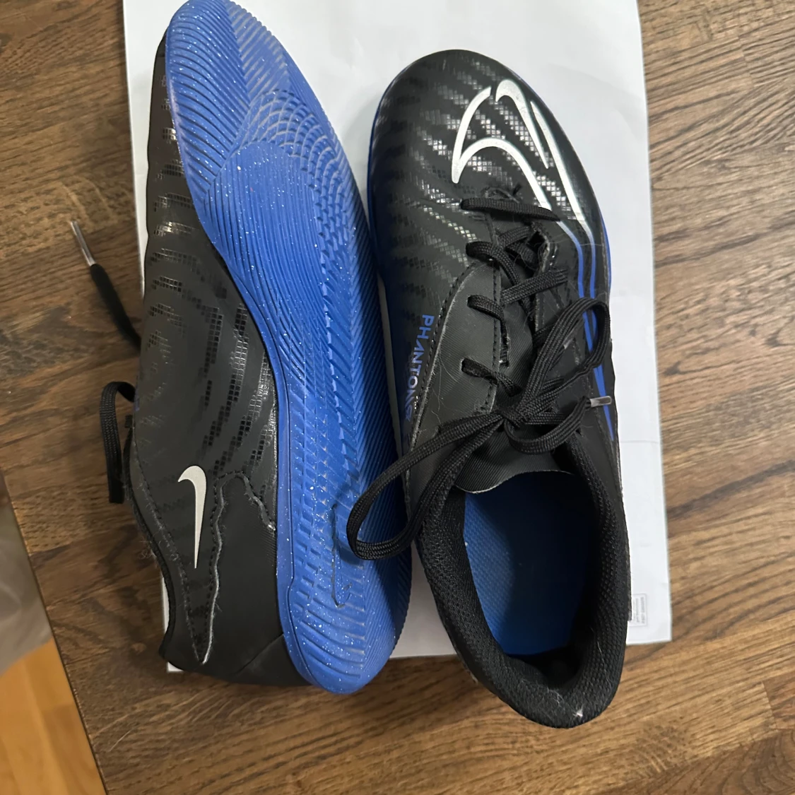 Futsalskor Nike 37.5 - 90