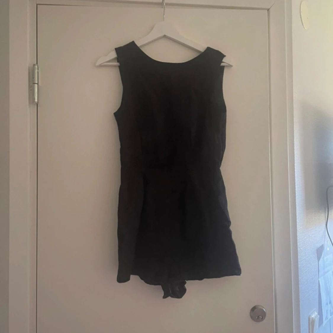 Spetsrygg jumpsuit - 90