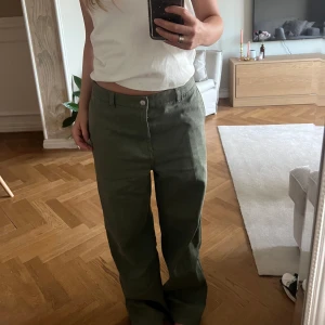 Gröna jeans - Säljer dessa då de blivit förstora 