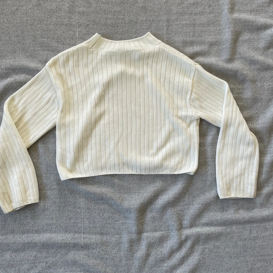 Vit stickad tröja - 90