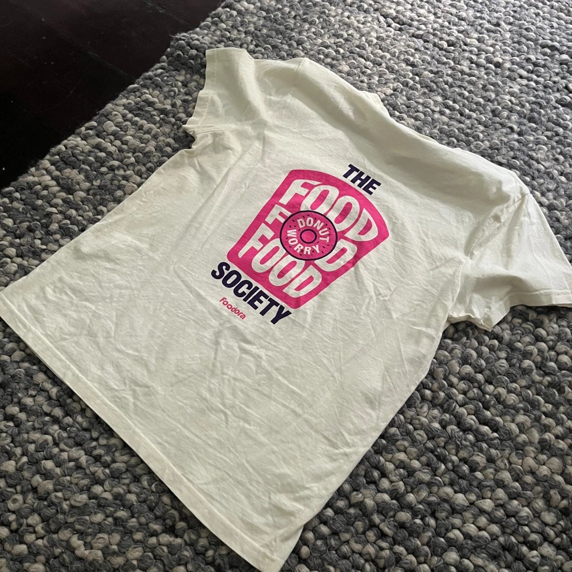 Foodora T-Shirt.  - 90