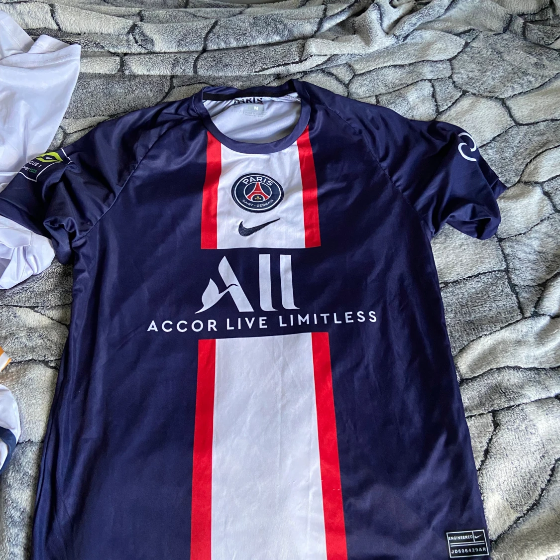 PSG hemmatröja