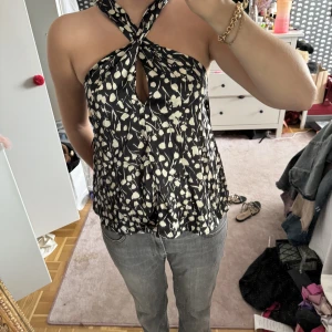 Cool topp - Topp från zara som kan bli buren på olika sätt