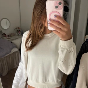 Tröja ❤️ - Säljer då de inte är min stil ❤️