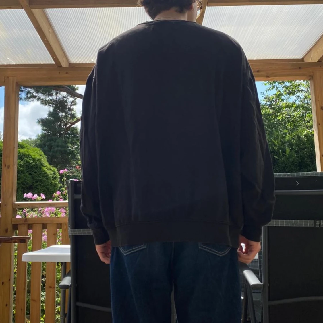 Svart sweatshirt från Weekday - 93