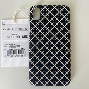 Mobilskal från Malene birger - Superfint, oanvänt mobilskal ifrån Malene Birger med prislappen kvar. Passar iPhone XR🤍
