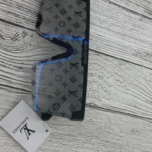 Exklusiva Louis Vuitton solglasögon - Helt nya Louis Vuitton solglasögon 