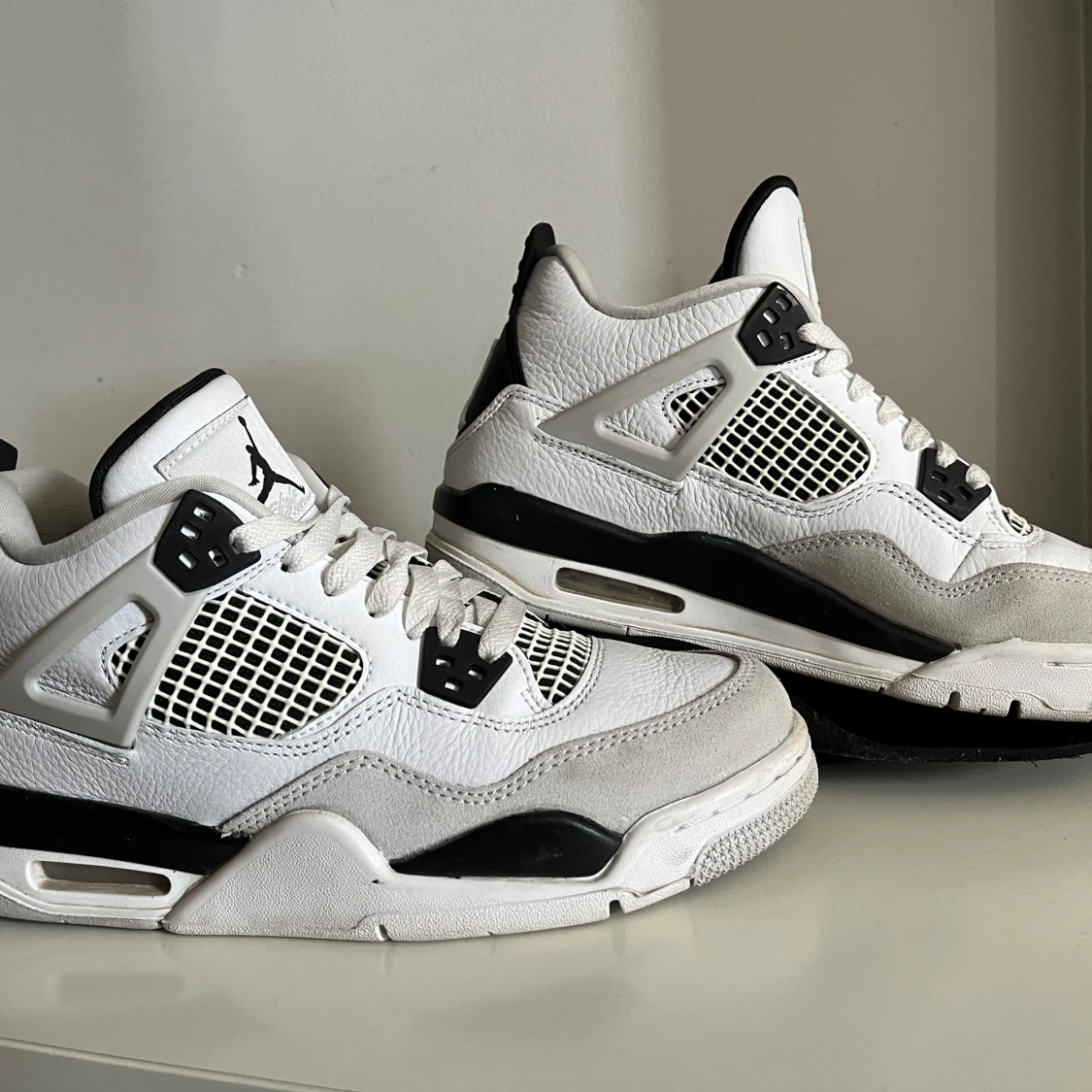 Jordan 4 ‘Military Black’