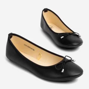 Ballerinaskor - Svarta ballerina skor, använda enbart ett fåtal gånger! 