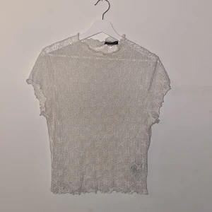 Vit spetts topp - Vit spetts topp från hm💖