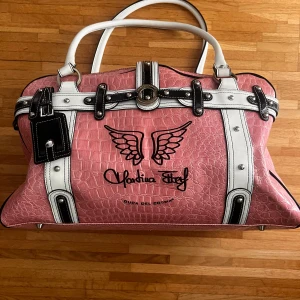 Italiensk designbag Woman  - Helt ny cool väska. 