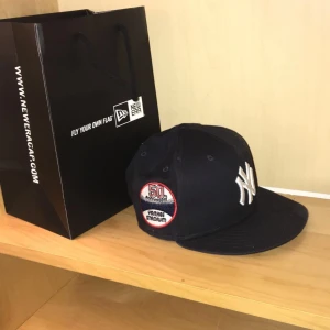 9fifty keps - Färg:mörkblå Storlek: M 250 kr Kungsbacka/Göteborg  