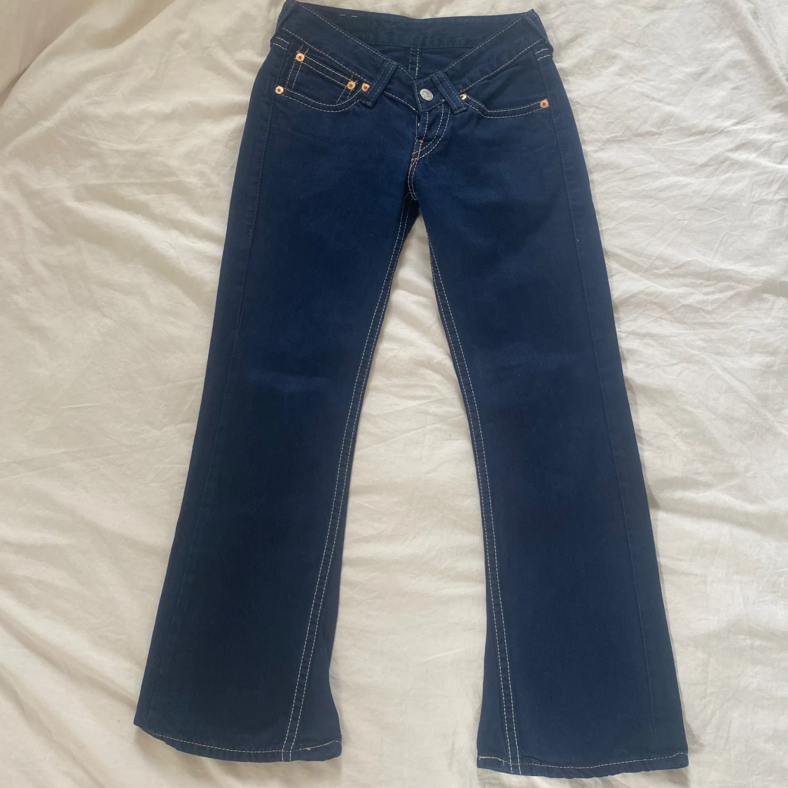 lågmidjade bootcut levis