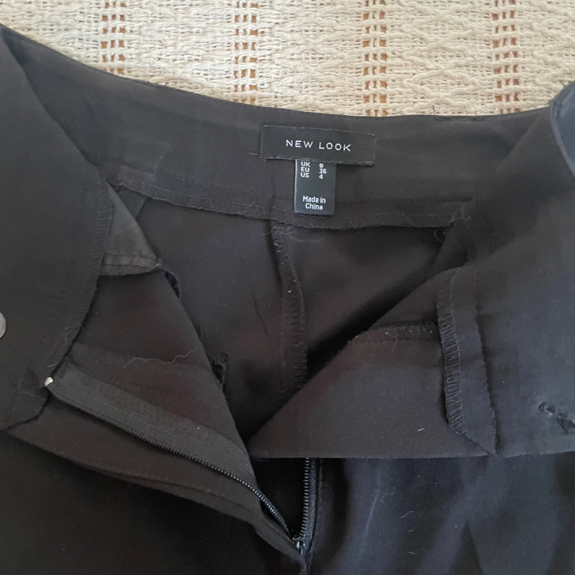 Hödmidjade kostymbyxor  - 90