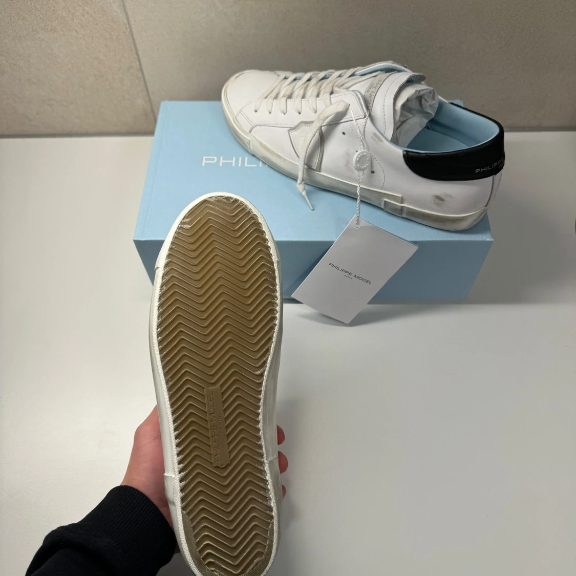 Philippe model  - 90