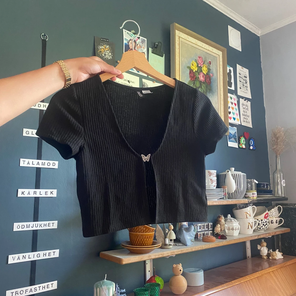 Svart topp med fjäril - 91