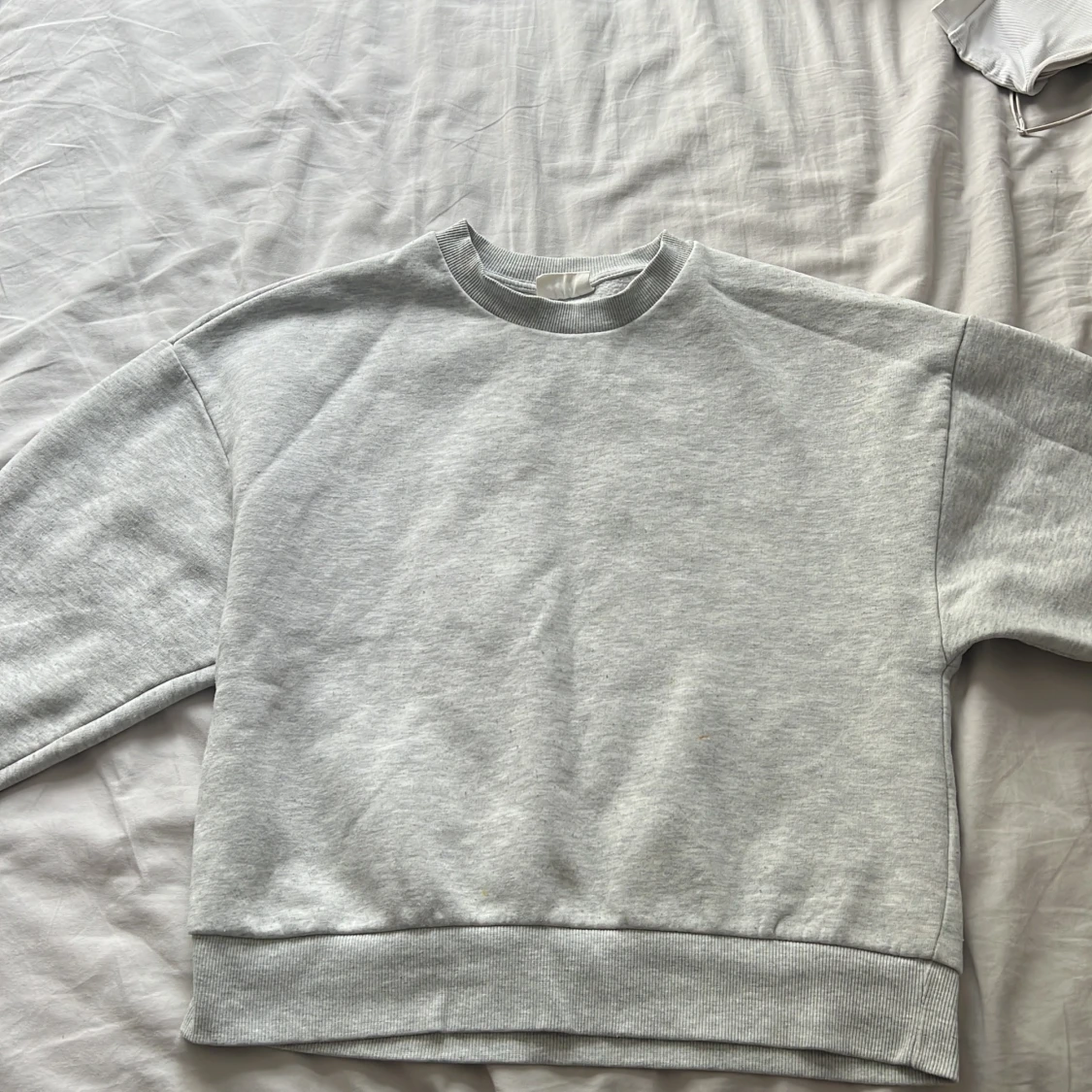 Grå sweatshirt från Gina🩷🩷