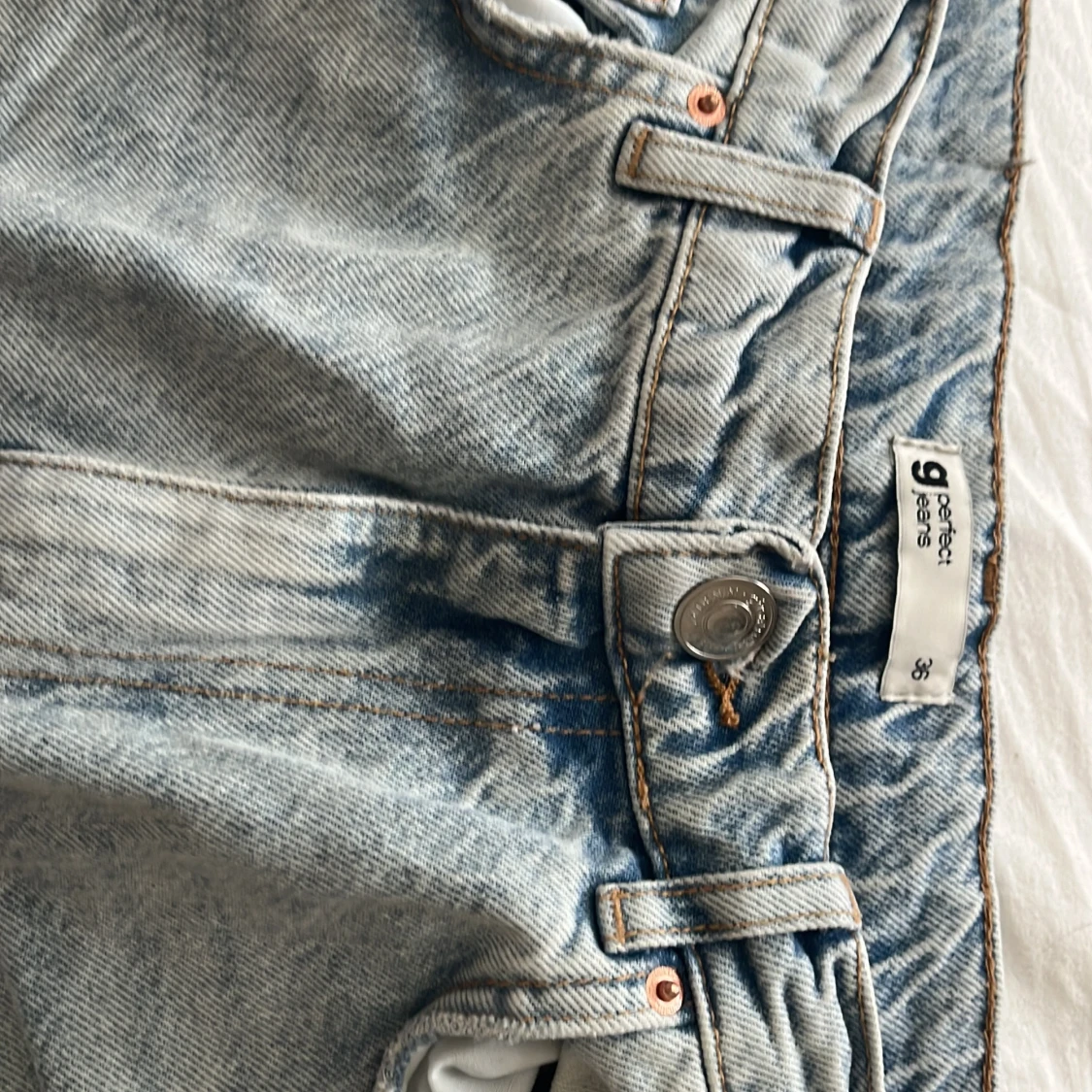 Jeans baggy från Gina 