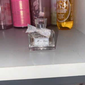 Mini miss dior  - Mini miss dior parfym