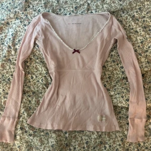 Odd molly tröja - As gullig rosa Odd Molly tröja, löser fler bilder när jag är hemma från semester