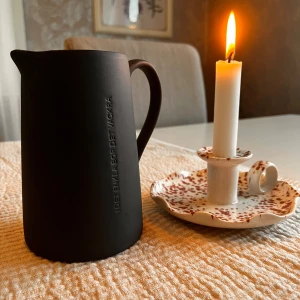 Mjölkkanna ERNST - Mjölkkanna från Ernst i färgen mörk grå  Nyskick