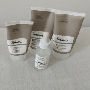 Ordinary skin care  - Säljer en mina ordinary produkter inom så mycket kvar i de så detta skulle vara bra för folk som vill testa innan de köper.