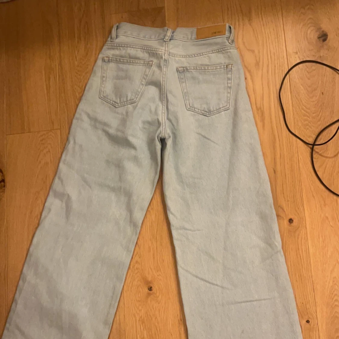 Wide leg jeans!  - 90