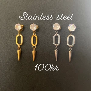 Örhängen  - Frakt 18kr ❤️