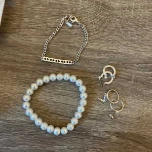 Smycken silver - Silver smycken. 