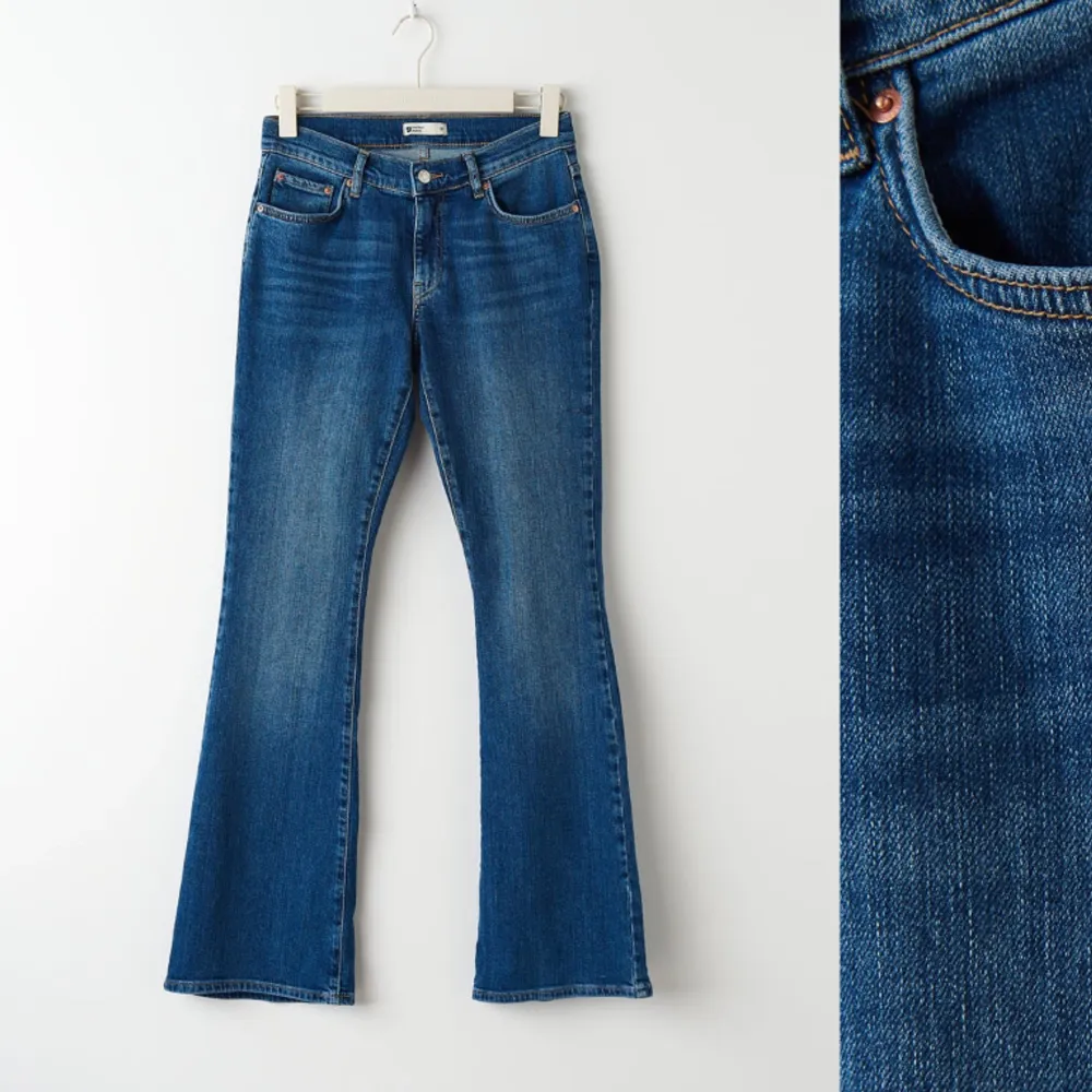 Lågmidjade jeans från gina! Super fina! Helt slutsålda. Använda fåtal gånger för att de inte passar mig💗nypris 500kr. Jeans & Byxor.