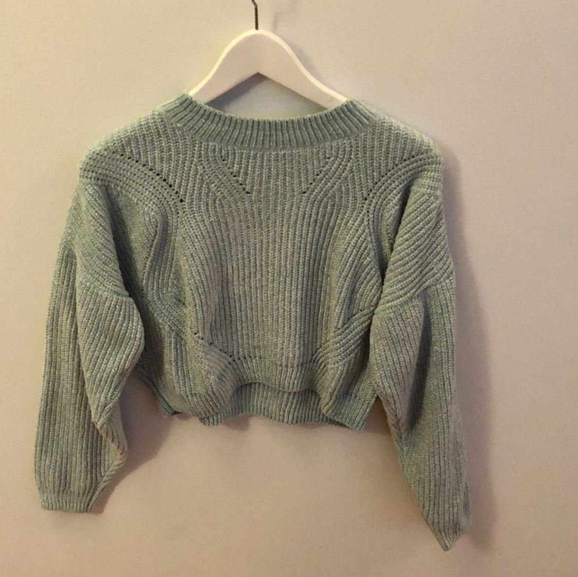 Mintgrön tröja 