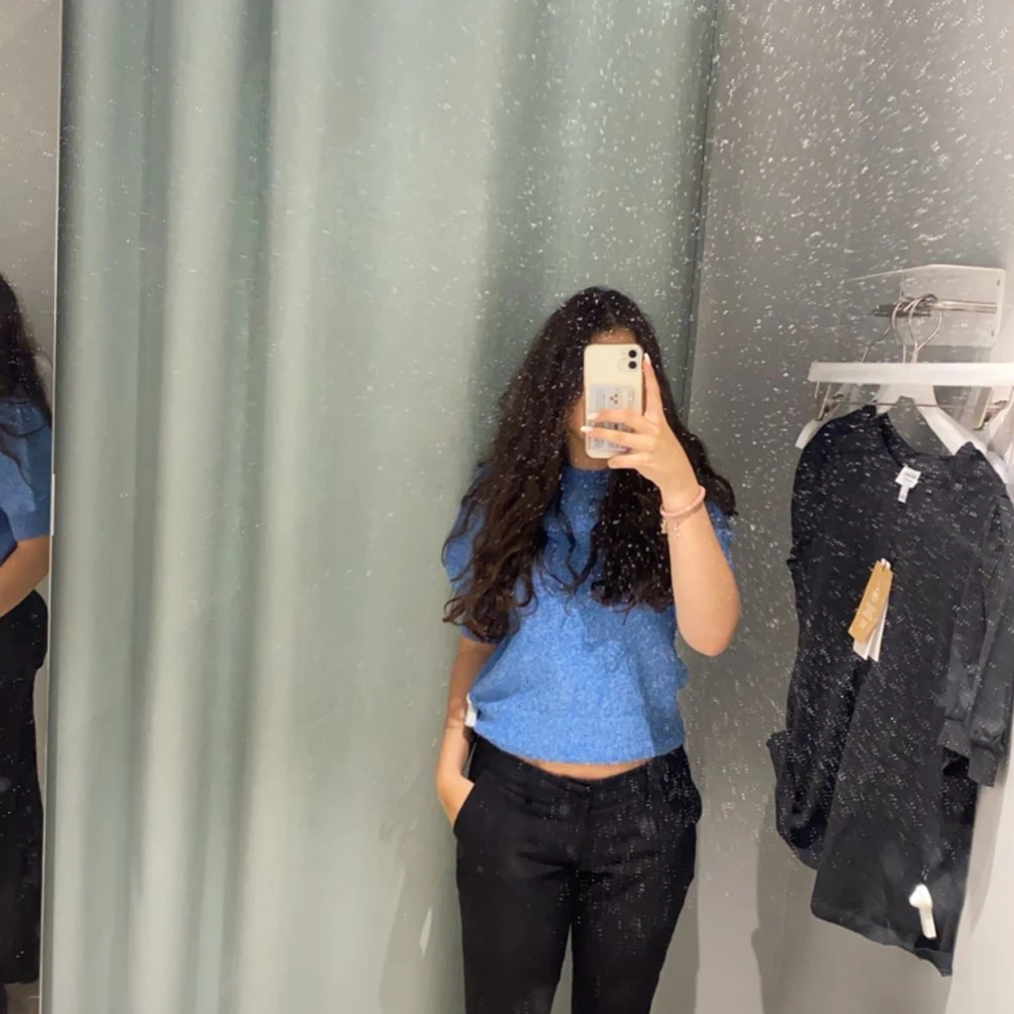 Blå stickad kortärmad tröja  - 90