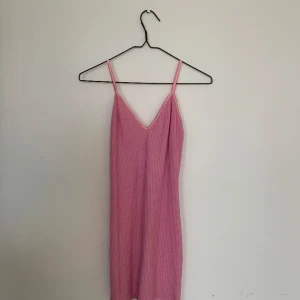 Klänning från Chiquelle - Small/36