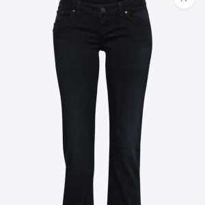 Ltb jeans!! - Säljer LTB jeans i färgen mörkblå eller camera wash!! Inga defekter o använda va 4 gånger!!