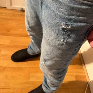 Ovanliga HM jeans  Använda fåtal gånger Pris kan diskuteras🤝