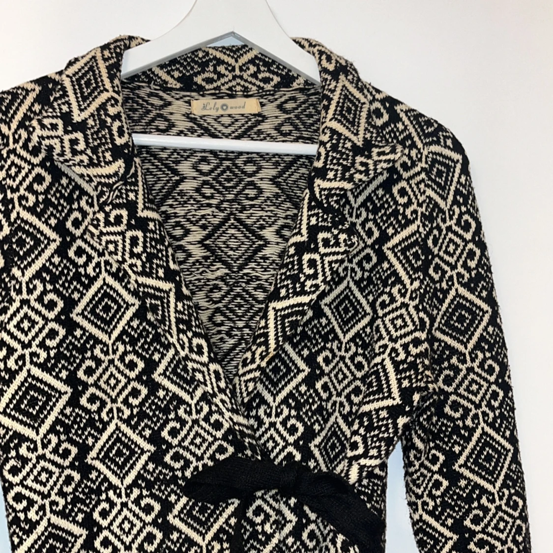 Kofta med knytning - 90