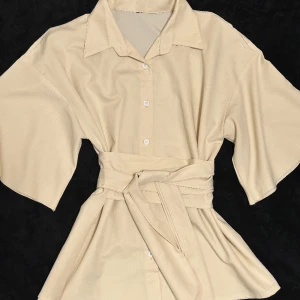 Skjorta  - Helt nya skjorta 